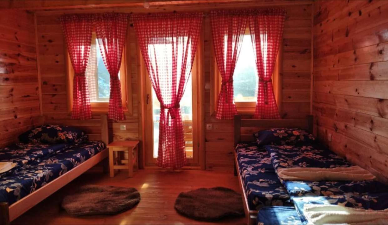 Eco Village Jasavic Plav Exteriér fotografie