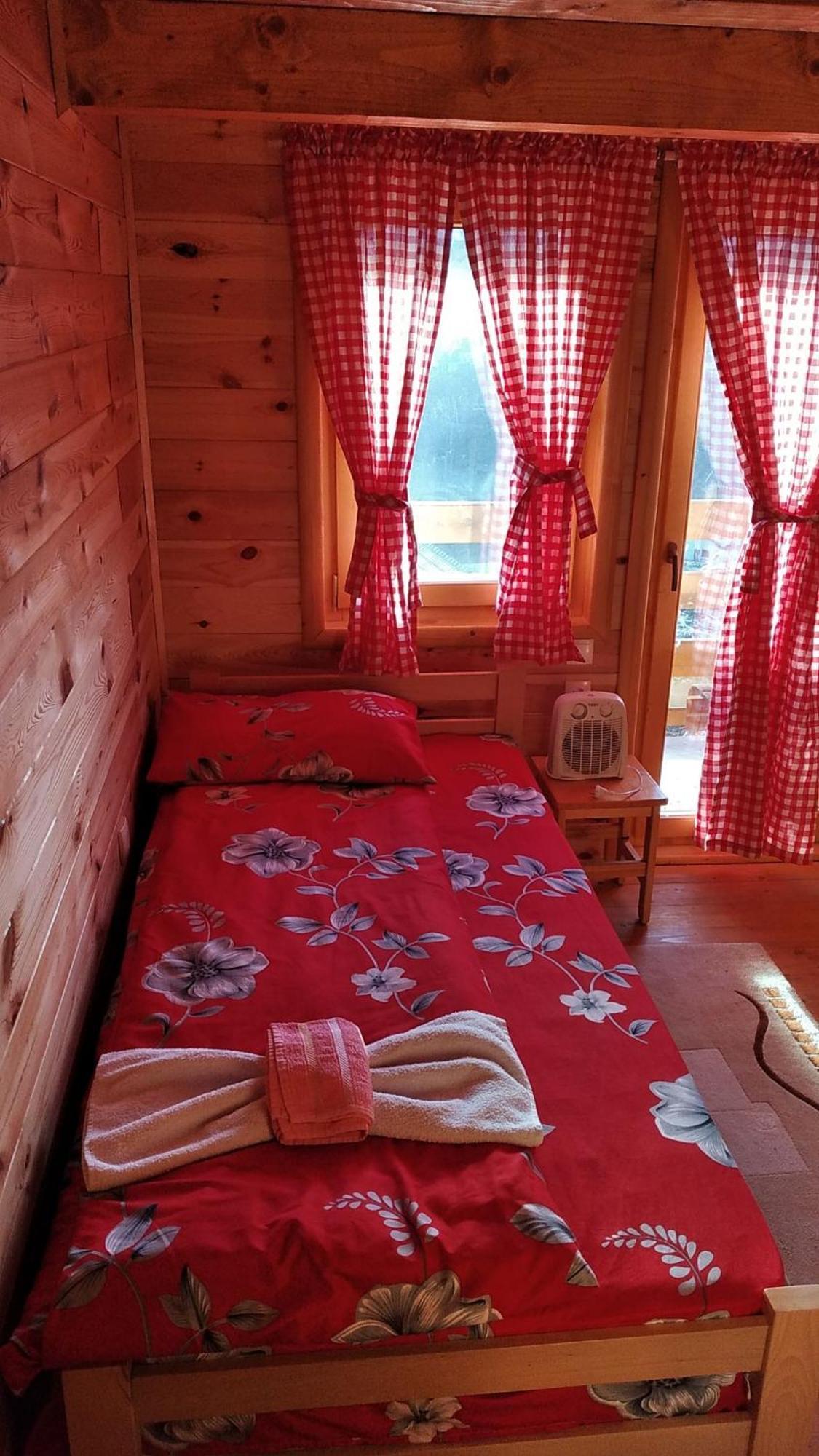 Eco Village Jasavic Plav Exteriér fotografie